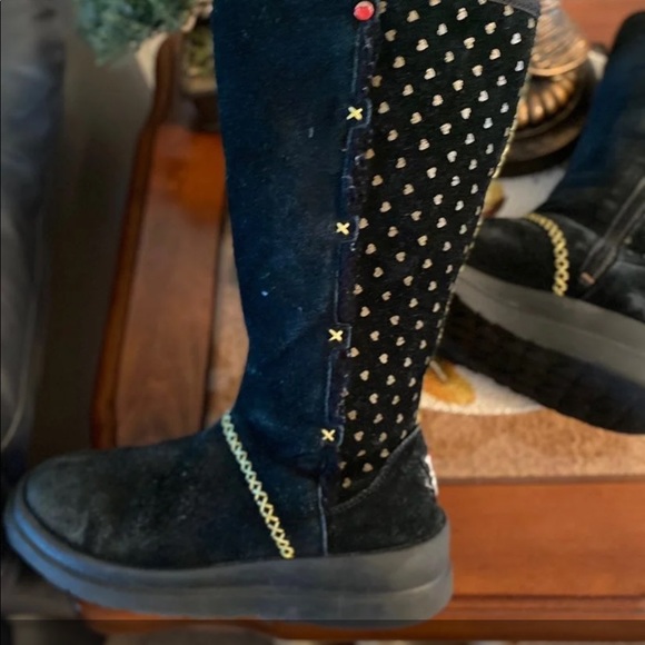 UGG Shoes - Ugg Boots